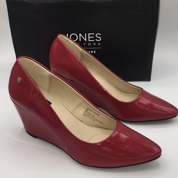 JONES NEW YORK Red Feona smooth patent wedges